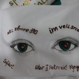 Ručno oslikana majica