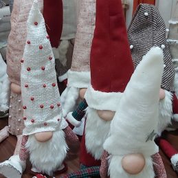 Novogodisnji patuljci-vilenjaci